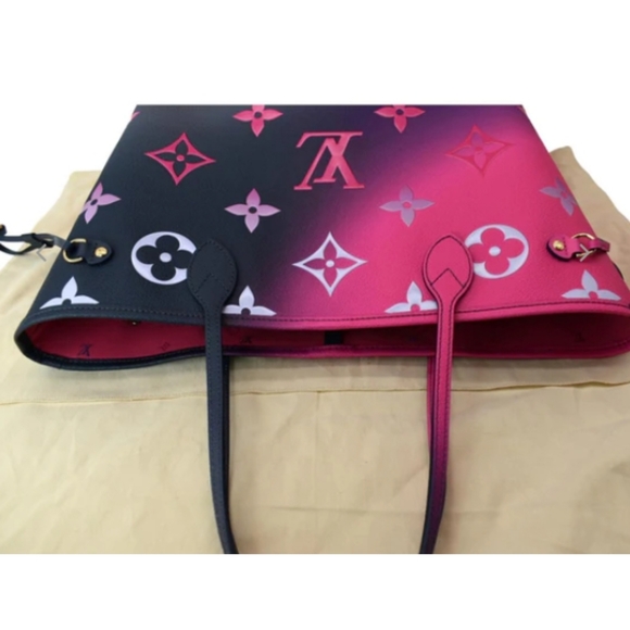 1 Hr Flash Sell Host Pick 3/29/23 and 5/3 Louis Vuitton Neverfull - Picture 4 of 11